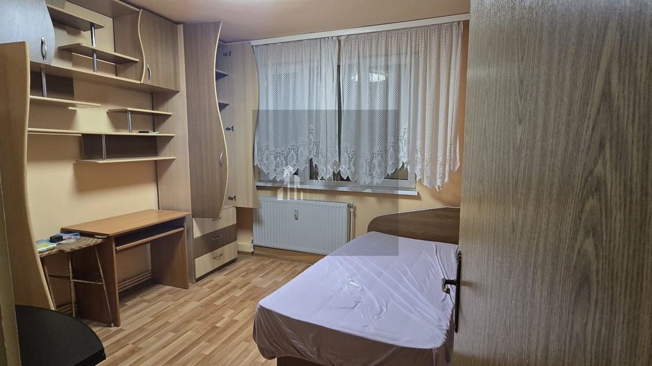 Apartament 3 camere 8 min metrou Aparatorii Patriei/centrala - Poză 2