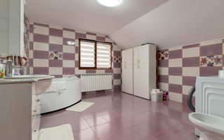 Casă 2013, teren 1366 mp, zonă centrală - Poză 18