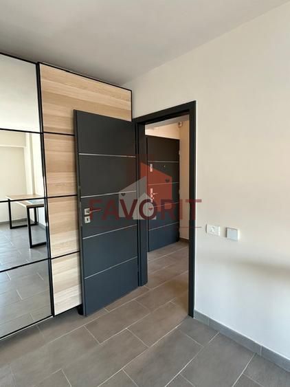 1 camera | Renovat lux | Centrala proprie | Lift | Zona excelenta | - Poză 11