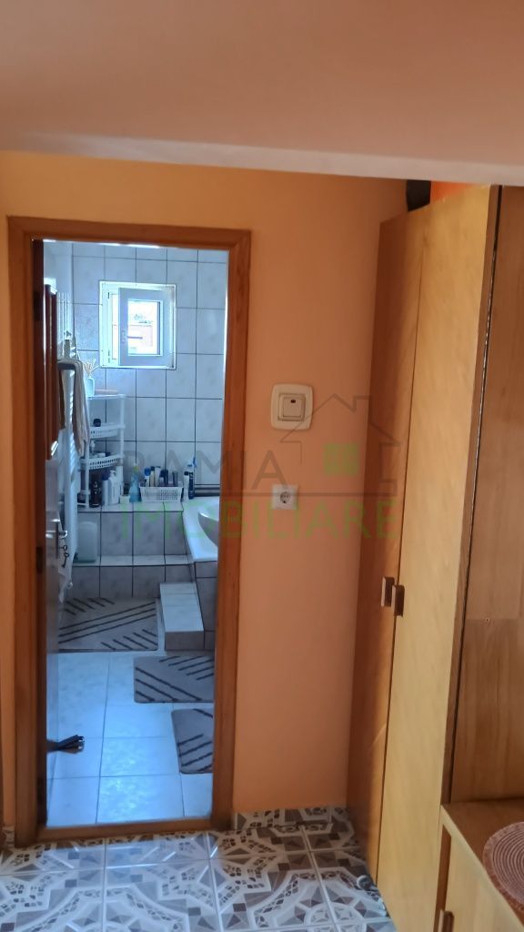 Apartament spațios cu 3 camere, 78 mp, 2 băi și 2 balcoane – Vlahuta - Poză 7
