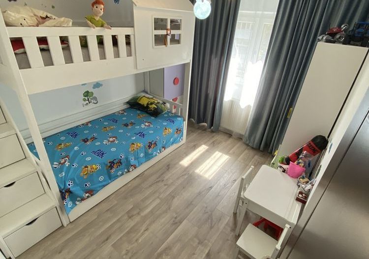 Apartament 3 camere bloc 1984, Moinesti, Gorjului, Militari - Poză 4