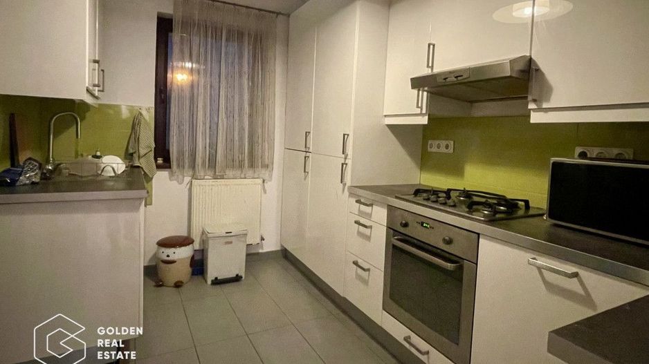 Apartament cu 5 camere și demisol mare, 2 bai, intrare separată - Poză 15