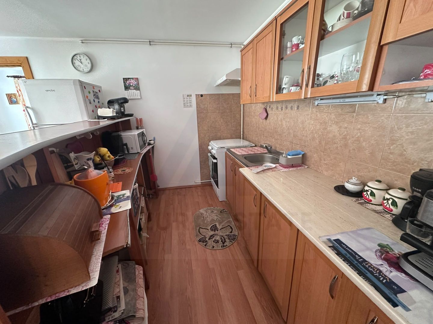 Apartament 3 camere decomandat  78 mp pivnita curte  in zona Centrala - Poză 3