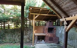 Casa de vacanta -Piatra Fantanele+900 mp. teren - Poză 4