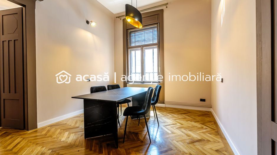 Apartament ULTRACENTRAL cu 3 camere, la cheie, renovat recent - Poză 6