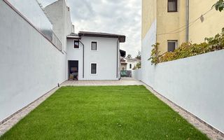 Casa boieresca in zona Dacia - Poză 2