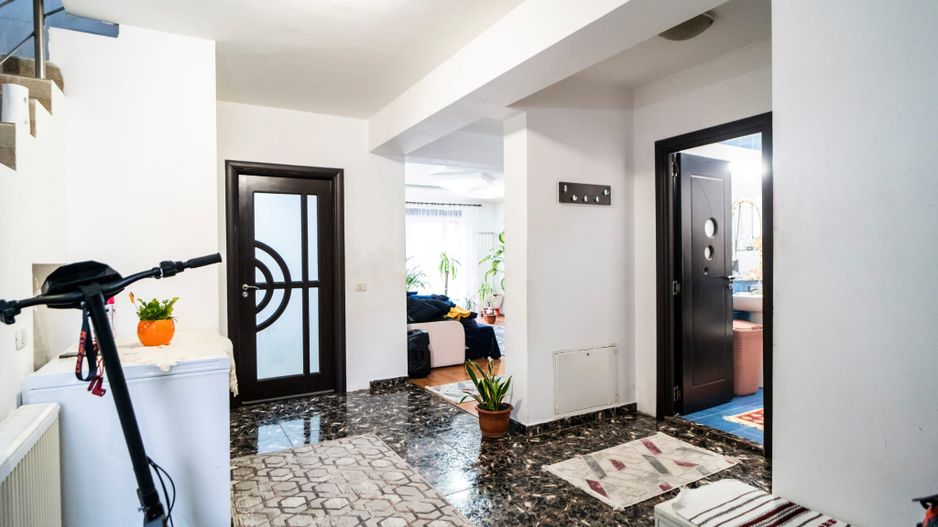 Ciorogarla, casa P+1Et+Pod, duplex, teren 434 mp, statie STB la 300 m - Poză 4