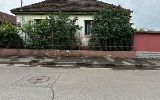 Casa str.Alesdului - Poză 1