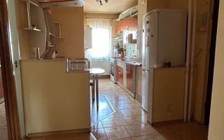 De inchiriat! apartament 3 camere decomandate zona BIG - Poză 2