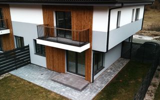 Duplex 4 camere | 120 mp utili | 180 mp curte | P+ET+POD | Floresti - Poză 33