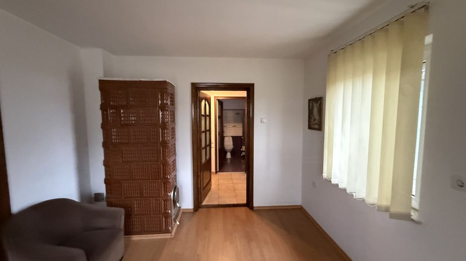 Casă de vânzare | Dornești | Zonă centrală - Poză 5
