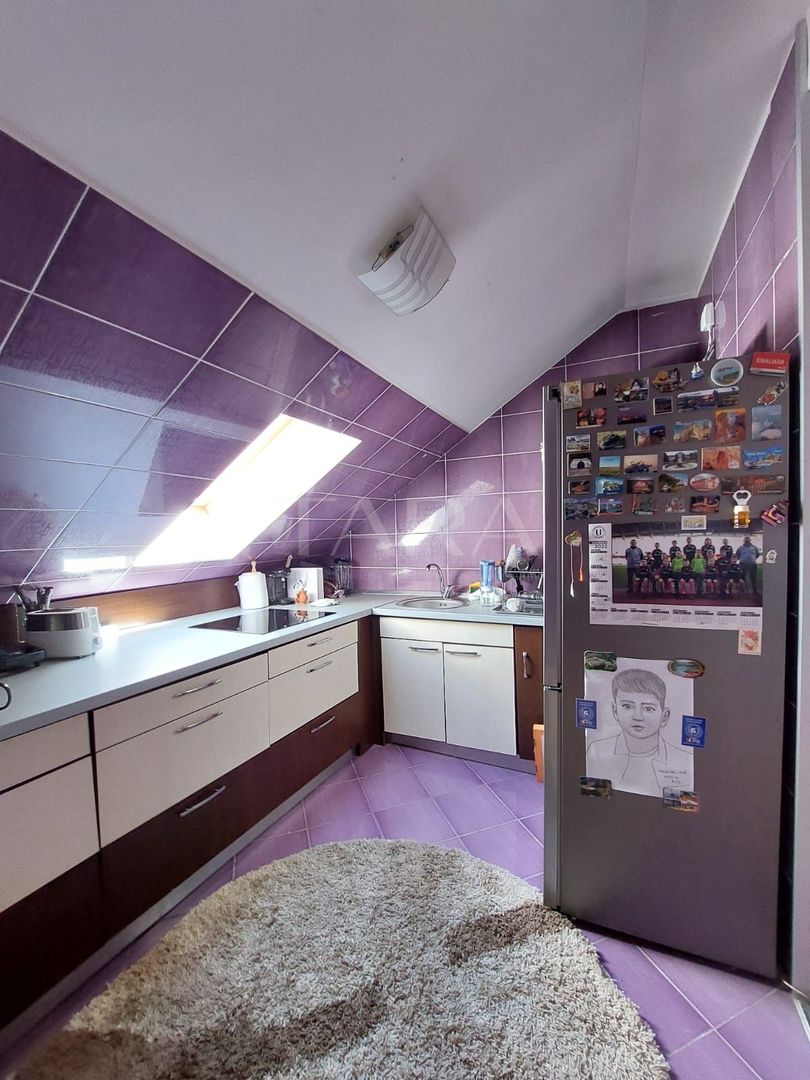 APARTAMENT IN VILA, 4 camere si terasa, Floresti central. - Poză 8