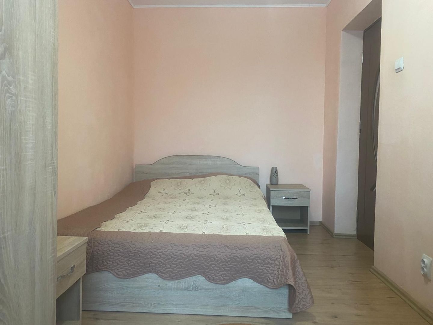 Aproape de Piata 1 Mai! Inchiriere apartament -2 camere-Targoviste-M8 - Poză 4