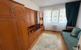 Garsoniera 21mp cartier Tractorul la etajul 2 cu baie si bucatarie - Poză 1