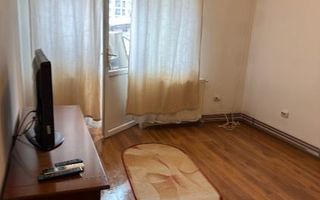 Apartament în vila Rond Alba Iulia/Decebal - Poză 4