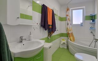 Casă eficientă energetic, 150 mp, teren 460 mp, pivnita -Cristian – - Poză 9