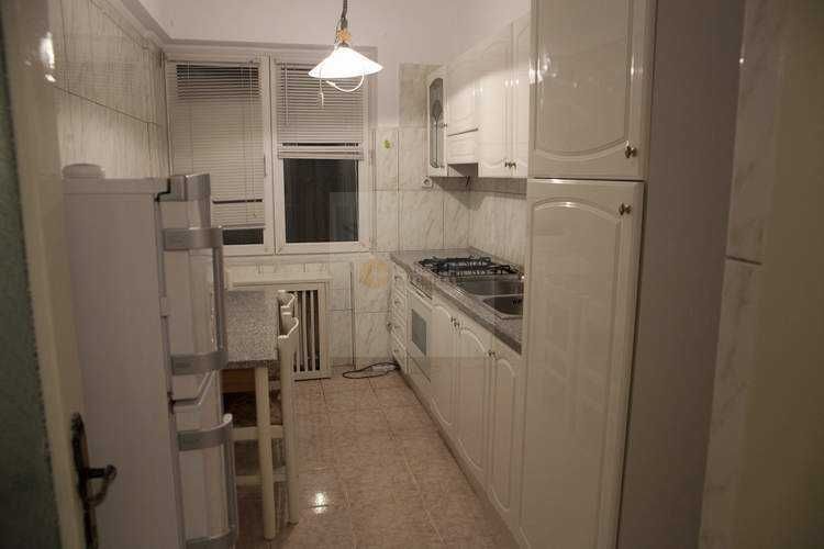 2 Camere  | Etaj 2/5  | Calea Victoriei | Decomandat - Poză 2