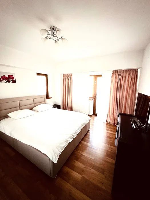 Apartament cochet cu 2 camere și vedere panoramică spre Palatul Parlamentului - Poză 2