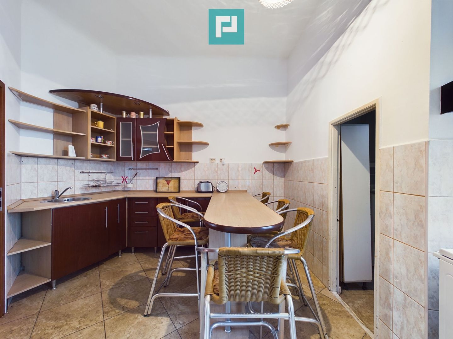 Clădire cu două apartamente zonă centrală - Poză 17