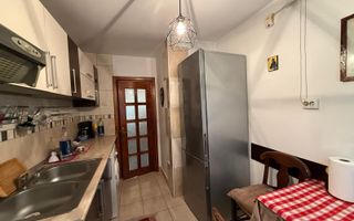 De închiriat apartament 3 camere – zona Marchian - Poză 7