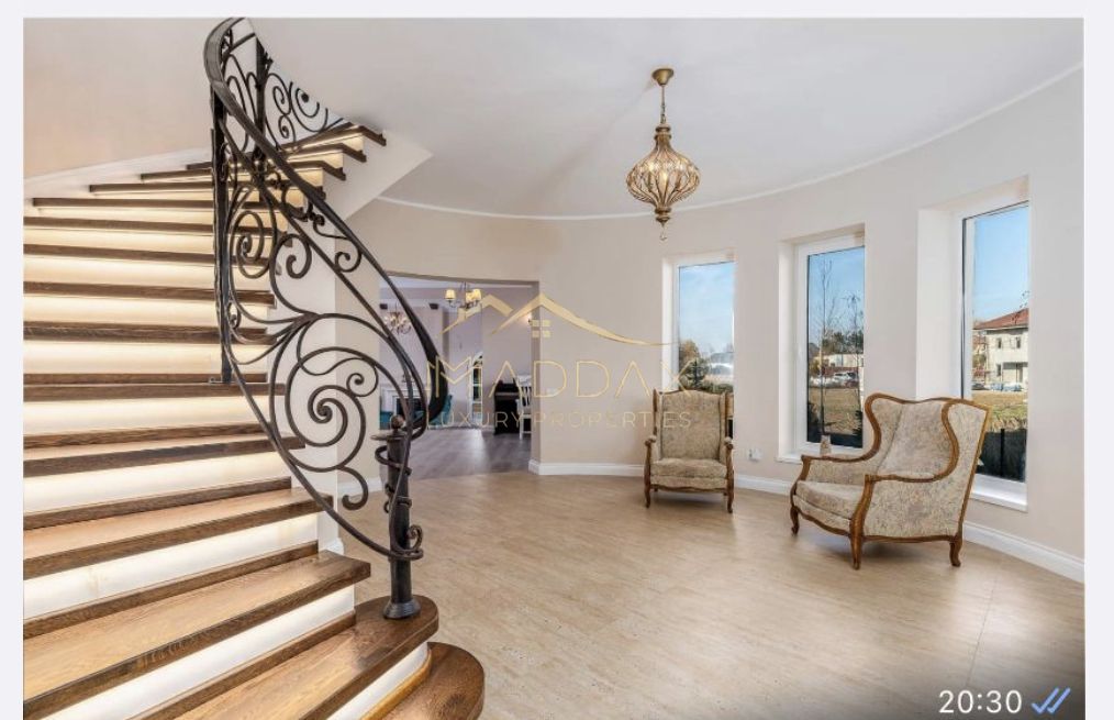 Vila Paradisul Verde ,  vedere  spre lac  **** curte 700 mp - Poză 12