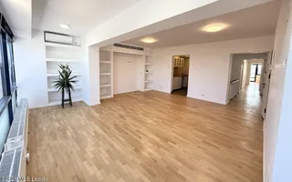 Polona - Duplex 256 mpu, 6 camere, etaje 6+7, panorama, terase 52 mp - Poză 21