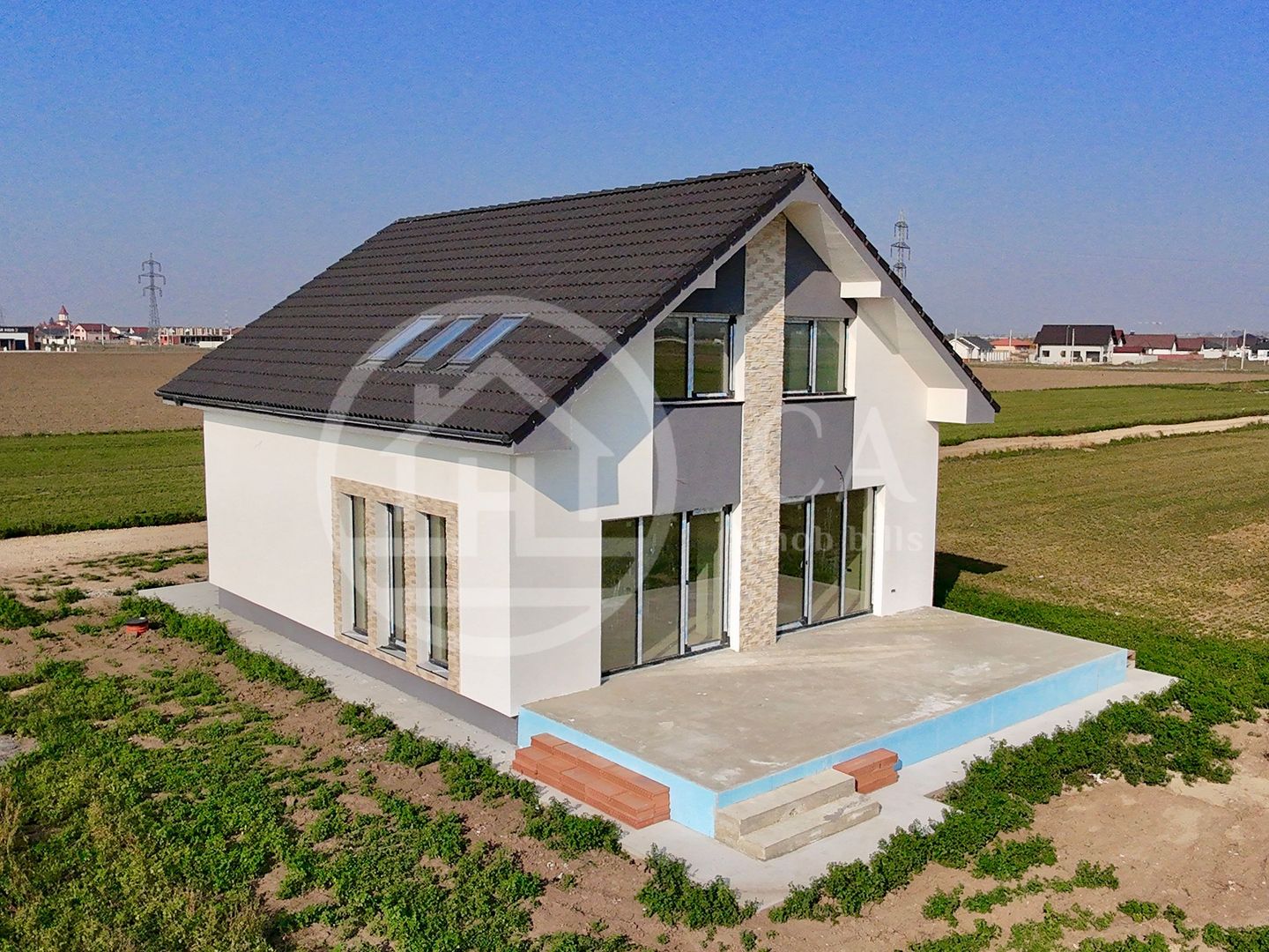 Casă de vânzare cu 4 camere in Sântandrei, Bihor - Poză 3