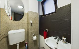 Casă în Ghermănești, Snagov – Eleganță și confort cu vedere la lac - Poză 12