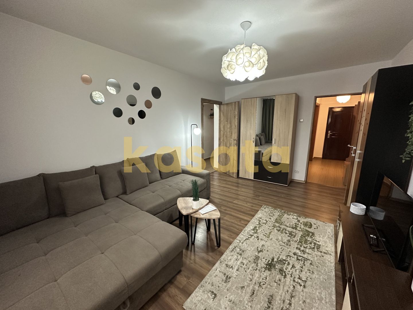Apartament 2 Camere Vanzare | Metrou Gorjului | Renovat - Poză 3
