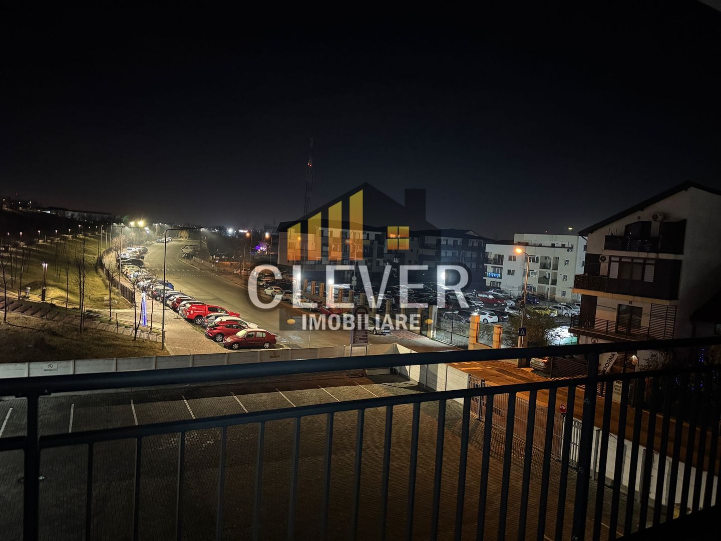 Apartament 2 camere Mobilat  Parcare inclusa ,vedere Parcul Teilor - Poză 1