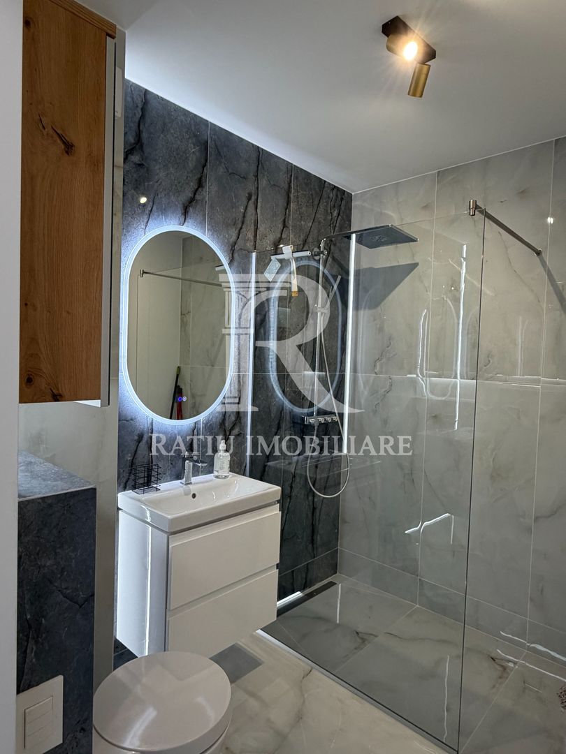 Apartament de LUX de închiriat – PRIMA ÎNCHIRIERE | Locație CENTRALĂ - Poză 5