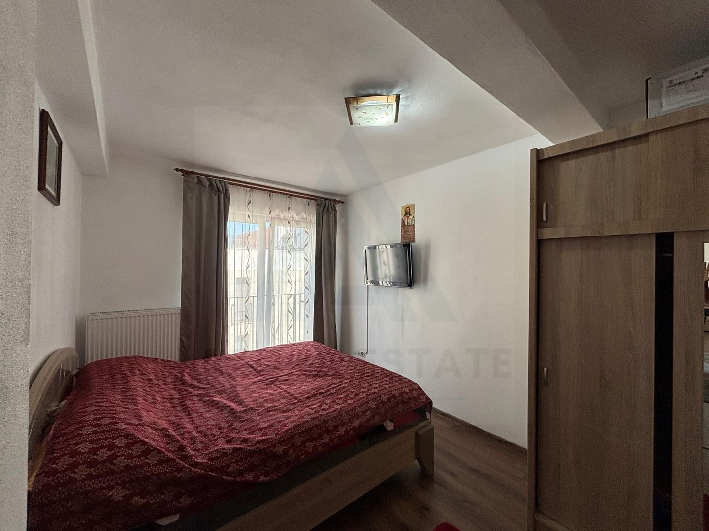 Apartament impecabil 69,5mp 3 camere  2 băi etaj 1 cu loc de parcare - Poză 7