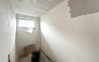 Casa individuala cu teren de 500 mp in zona accesibila. - Poză 27