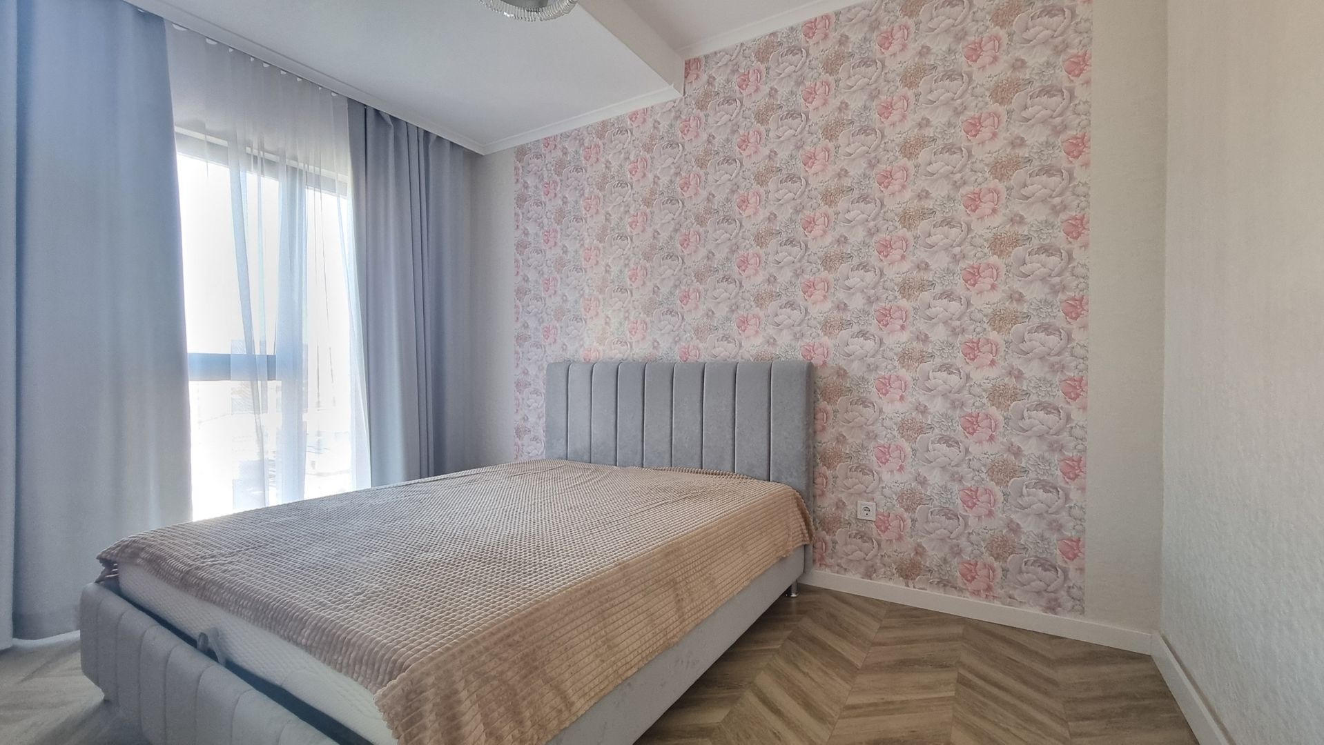 | Apartament cu 3 camere | Etaj intermediar | Floresti | - Poză 12