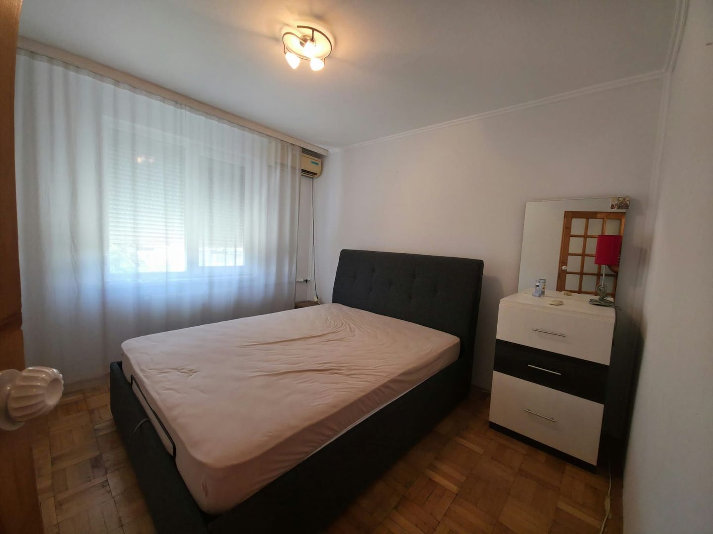 OFERTA! APARTAMENT 2 CAMERE DECOMANDAT BLOC 1980 UVERTURII - Poză 2