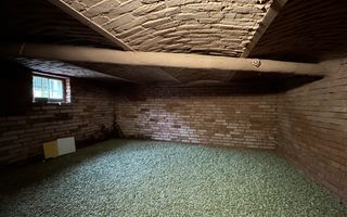 Casă de închiriat curte proprie, subsol pod, garaj - Central - Poză 11