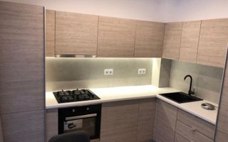 Apartament cu doua domnitoare - Poză 6