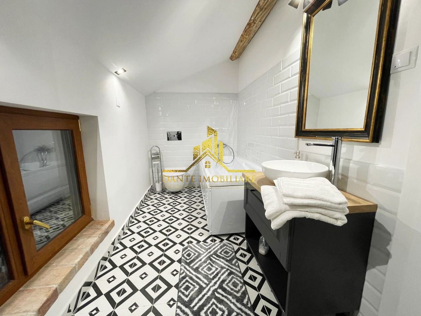 Casa, 3 dormitoare,2 bai, ultrafinisata, mobilat lux, Marasti, Paris - Poză 7
