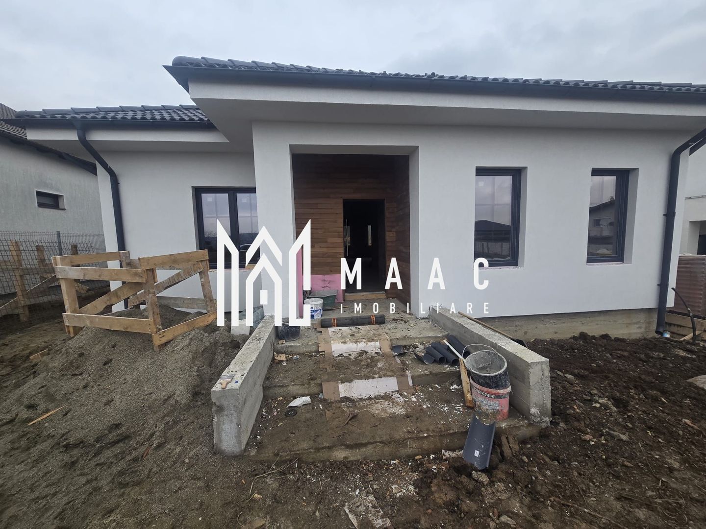 Casa pe un singur nivel | 500 mp teren | Selimbar - Poză 2