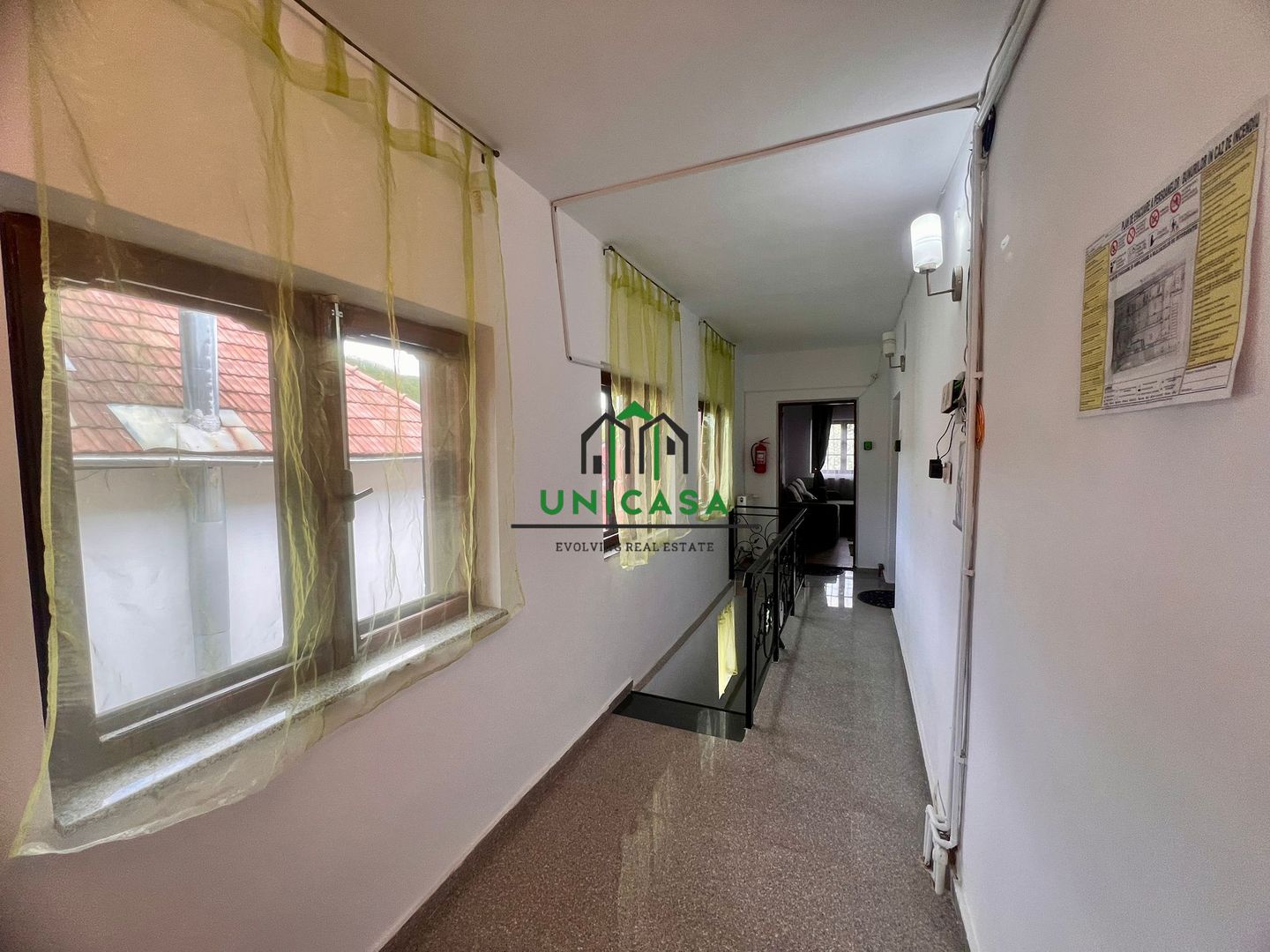 Casă de vânzare în Băile Olănești – zonă centrală - Poză 12