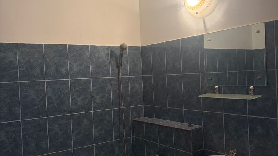 BRASADAS vinde ap 3 cam etaj 4/4 in Micro 16. - Poză 4