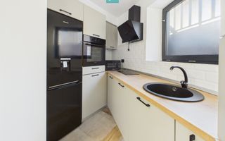 Apartament 2 camere cu 2 băi, 2 locuri de parcare si curte - Poză 2