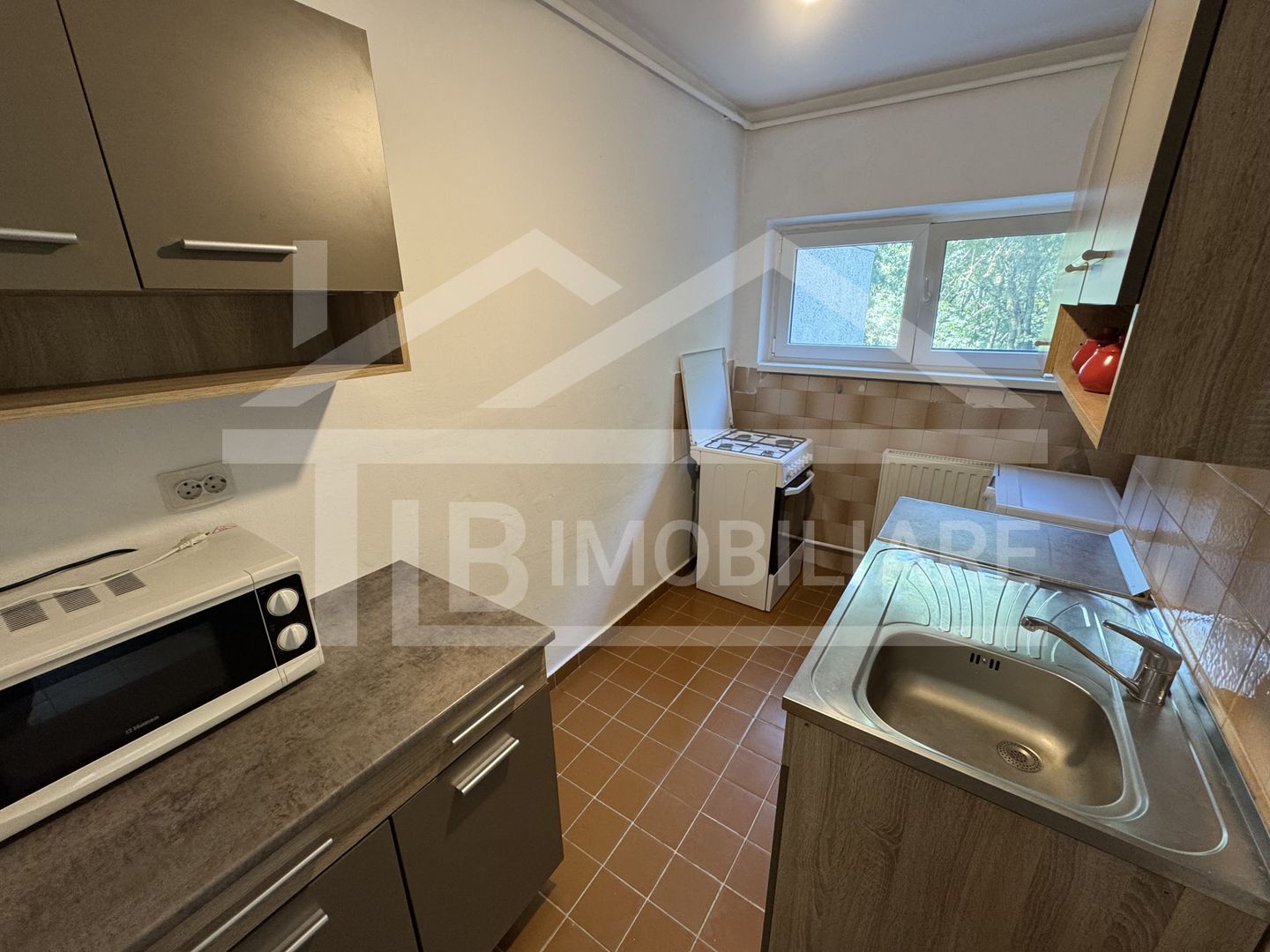 Apartament cu 3 camere, 80mp, Zona UMFST - Poză 6