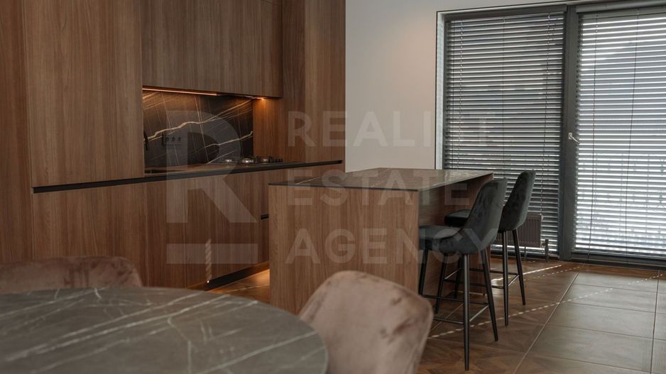 Chirie apartament, 3 camere, str. Lacului, Centru - Poză 2