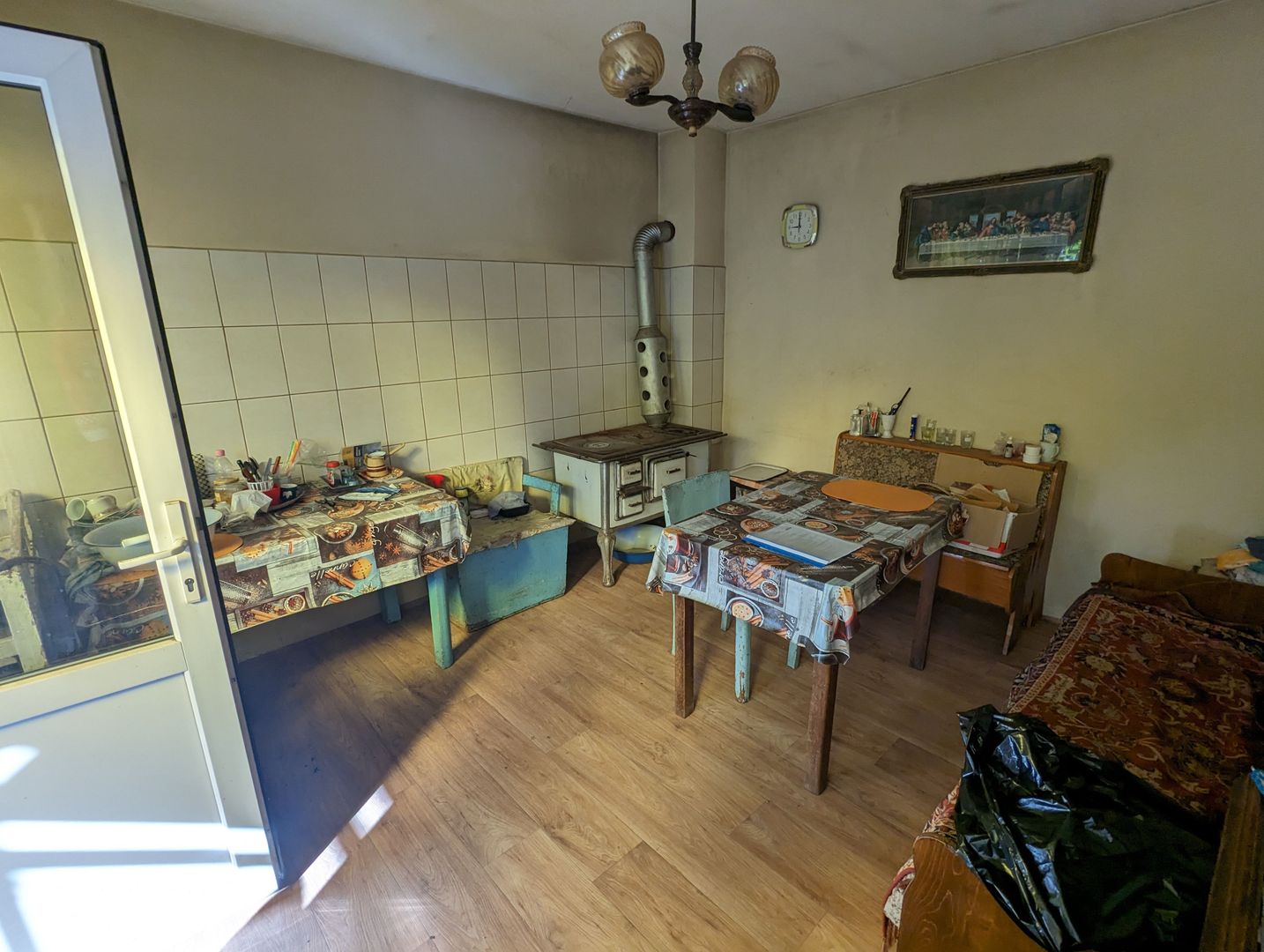 Casă bătrânească 140mp, teren 19 ari, Sâncrai str principală - Poză 5