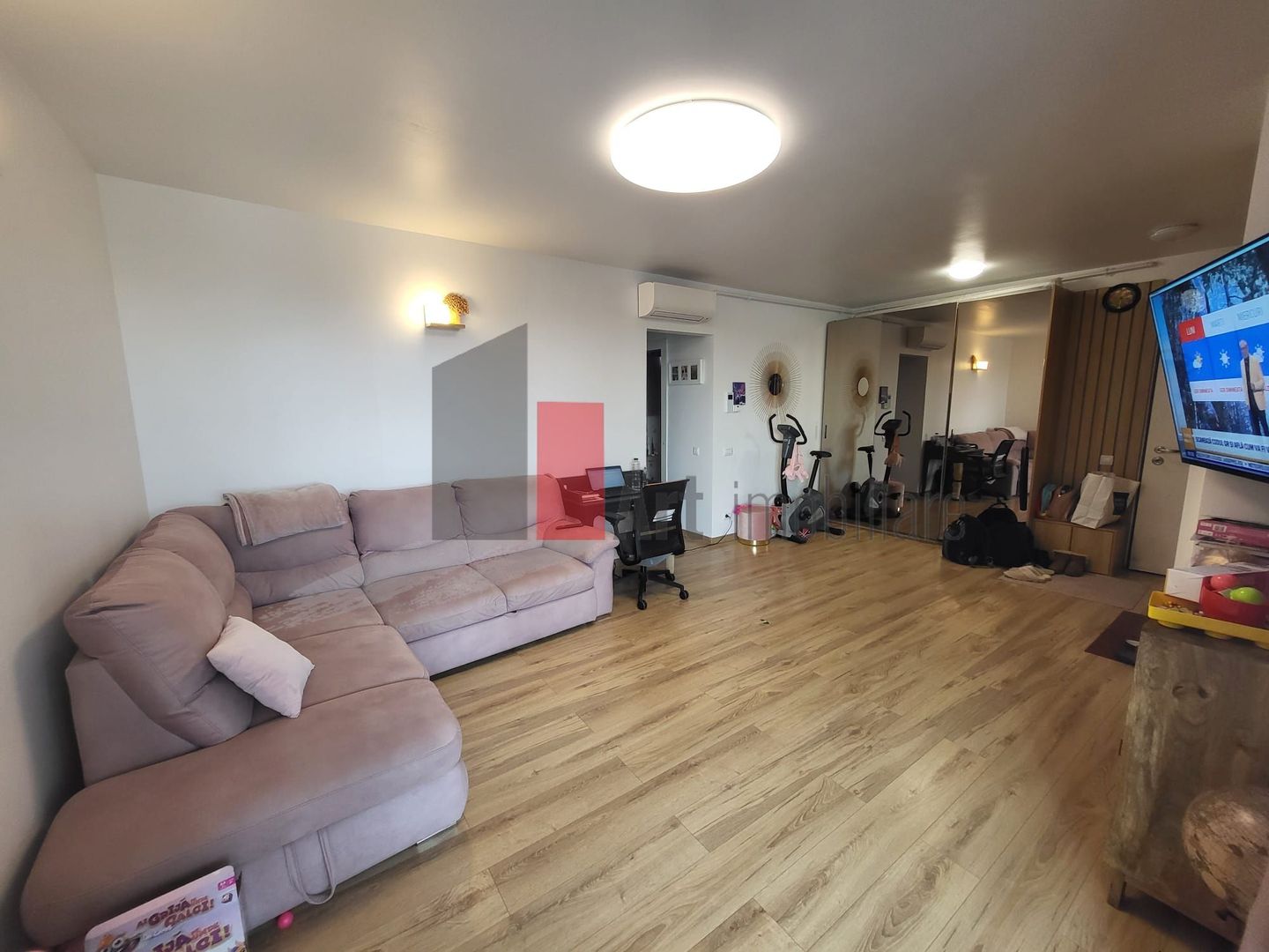 Exclusivitate, Apartament complet mobilat si echipat - Poză 1