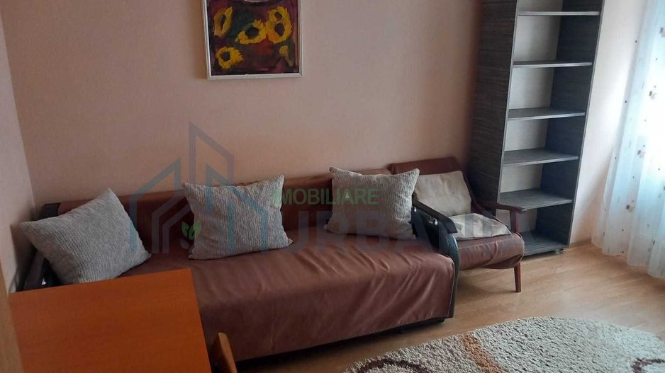 Inchiriez apartament cu o cameră ultracentral - Poză 3