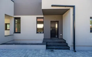 Duplex P+E în Moșnița Nouă, 3 dormitoare, 3 bai, teren 403 mp. Comision 0% - Poză 44