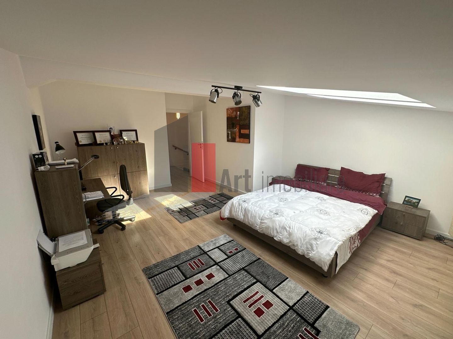 Casa - 5 camere PIPERA complet mobilat cu 2 locuri de parcare - Poză 13