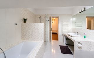 Apartament penthouse cu 5 camere | 2 băi | Terasă | Calea Dumbrăvii - Poză 5